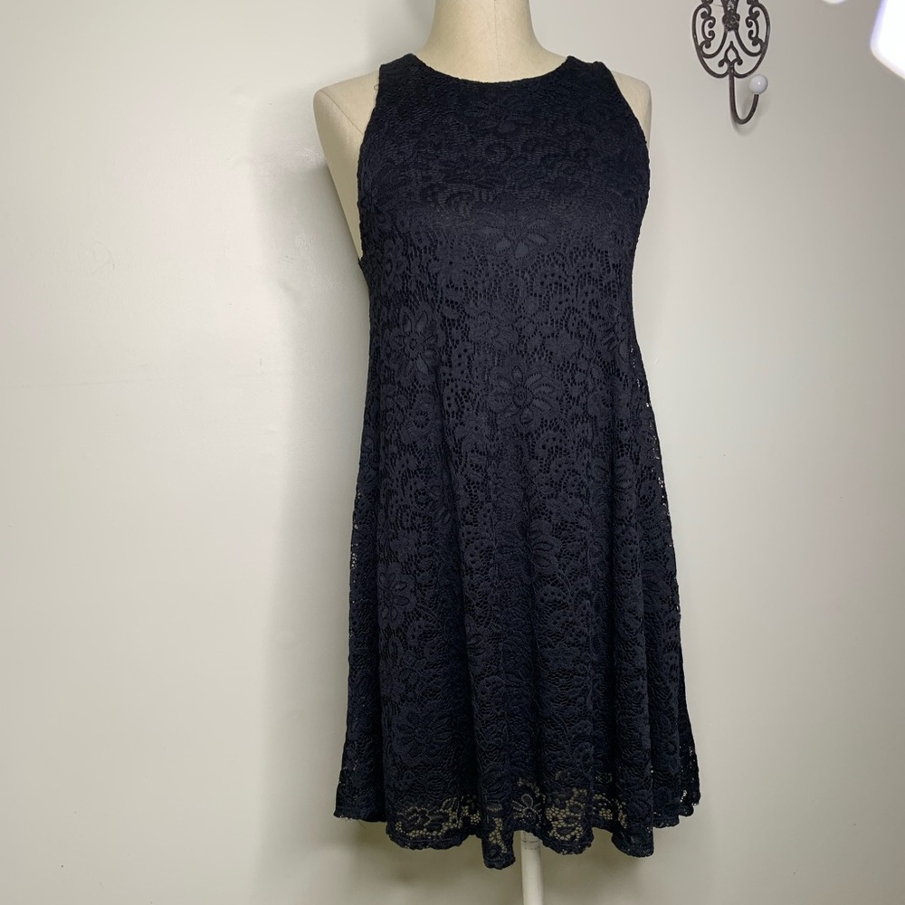 Ginger G Sleeveless Lace Overlay Shift Dress